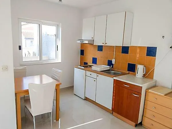 Apartament Luka 3 *